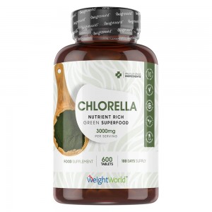 Transparant bruin potje met groen label met daarin 375 bio chlorella tabletten van WeightWorld Transparant bruin potje met groen label met daarin 375 bio chlorella tabletten van WeightWorld
